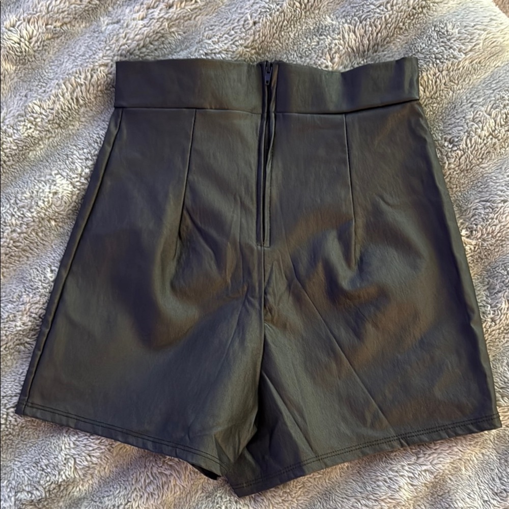 Black Faux Leather Women's Shorts - Picture 4 of 7
